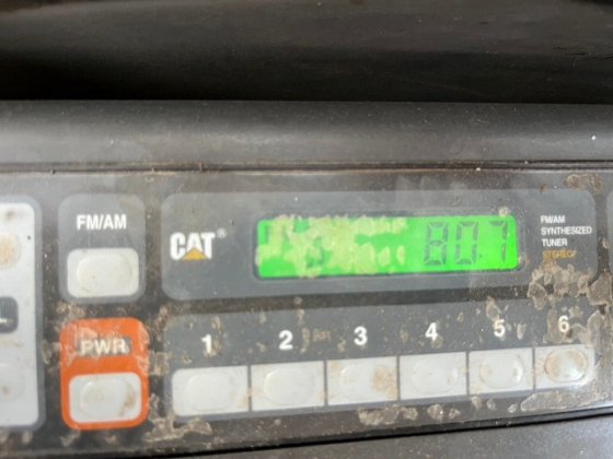 2007 CAT 320D