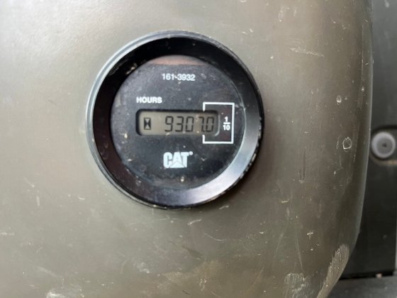 2007 CAT 320D