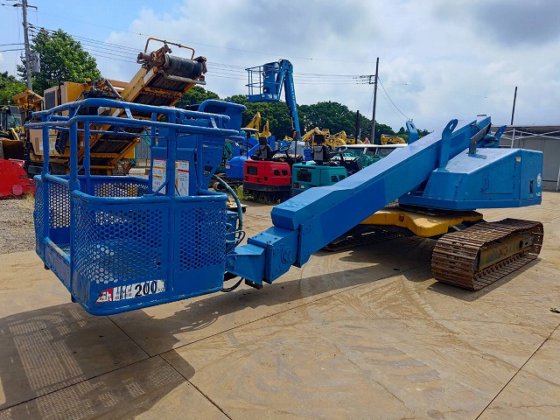 2005 アイチコーポレーション SR12B