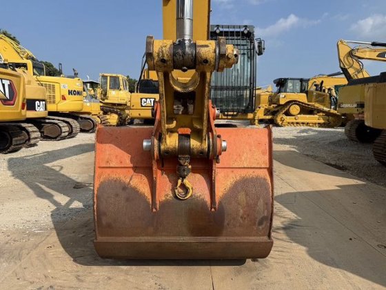 2018 CAT 320-07A