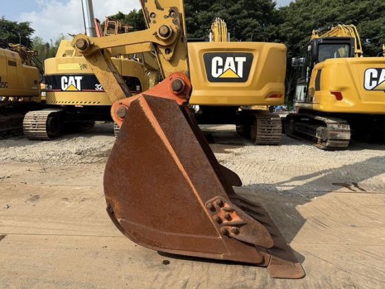 2018 CAT 320-07A