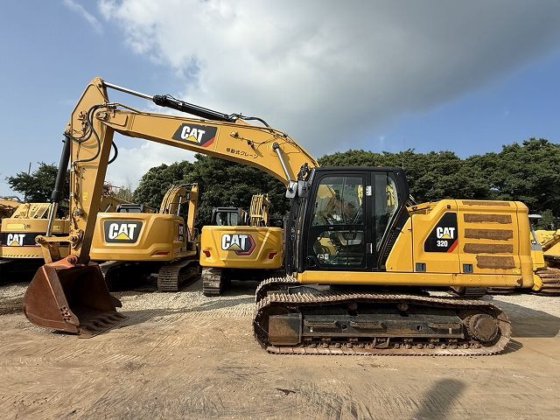 2018 CAT 320-07A