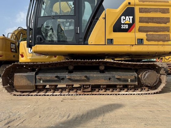 2018 CAT 320-07A