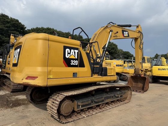 2018 CAT 320-07A