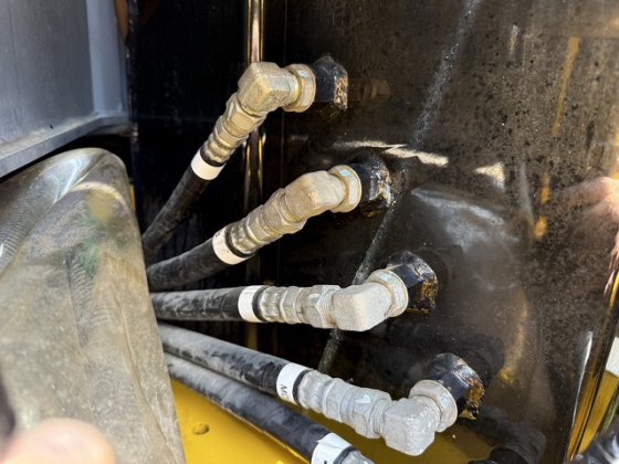 2016 コマツ CC1485S-1