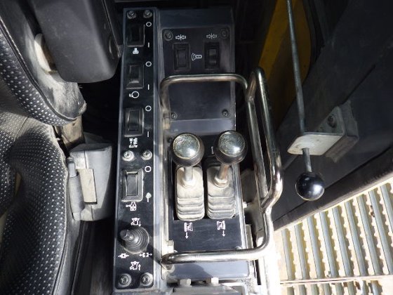 2011 アトラスコプコ XL660