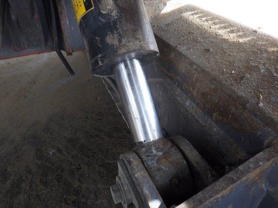 2011 アトラスコプコ XL660