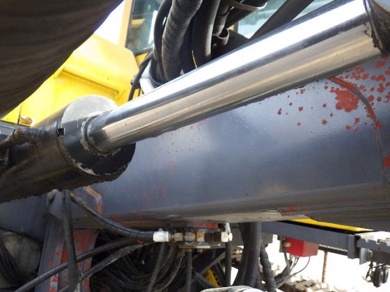 2011 アトラスコプコ XL660