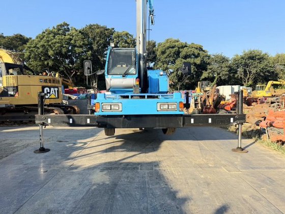 2001 タダノ GR120N-1