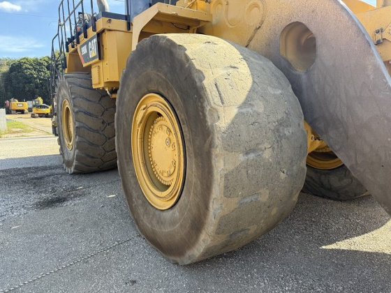 2015 CAT 990K