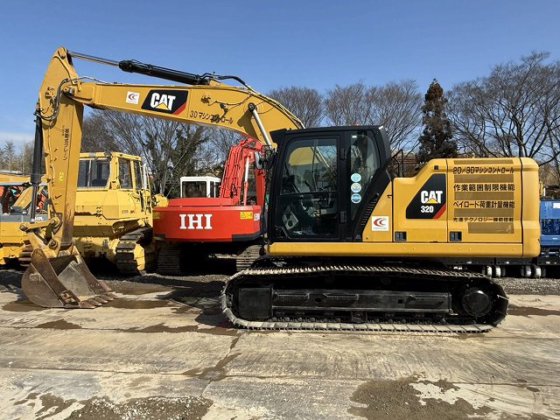 2019 CAT 320-07B