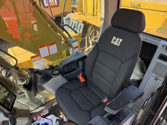 2019 CAT 320-07B
