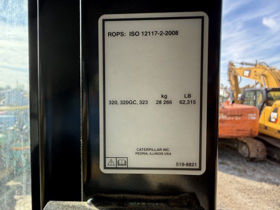 2019 CAT 320-07B