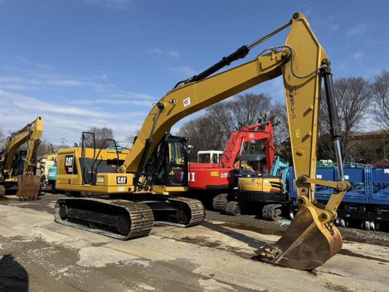2019 CAT 320-07B