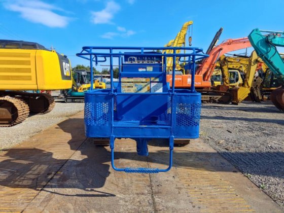 2014 アイチコーポレーション SR10A