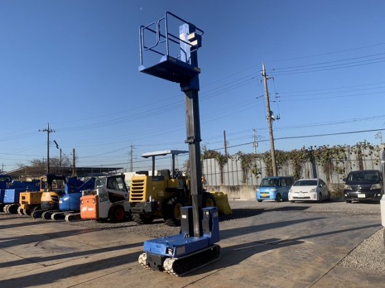 1999 アイチ RMU04