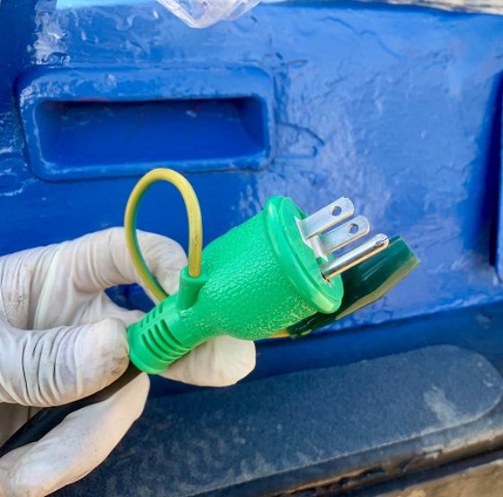 1999 アイチ RMU04