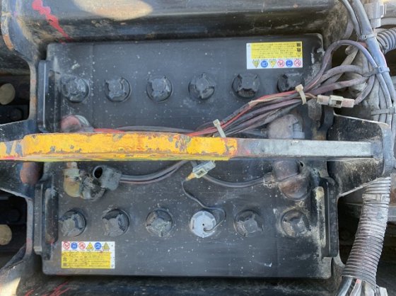 1999 アイチ RMU04