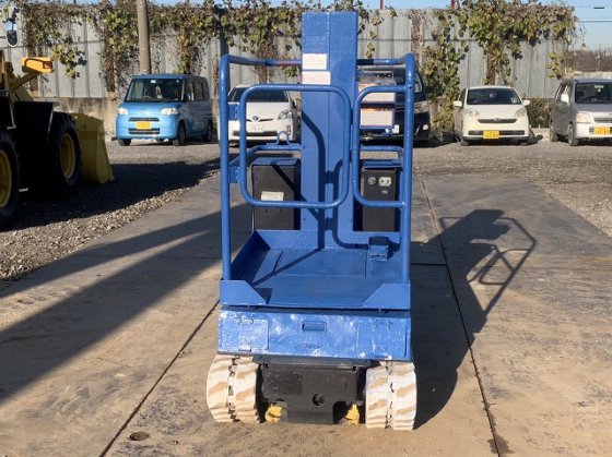 1999 アイチ RMU04