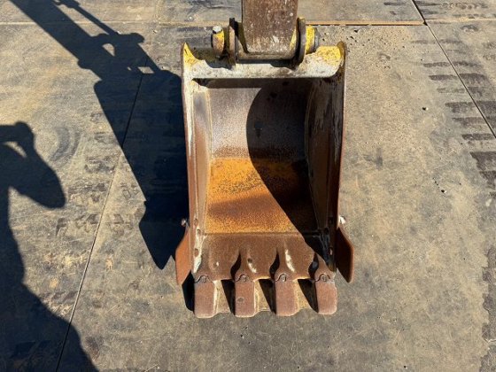 2016 コマツ PC30MR-5N0