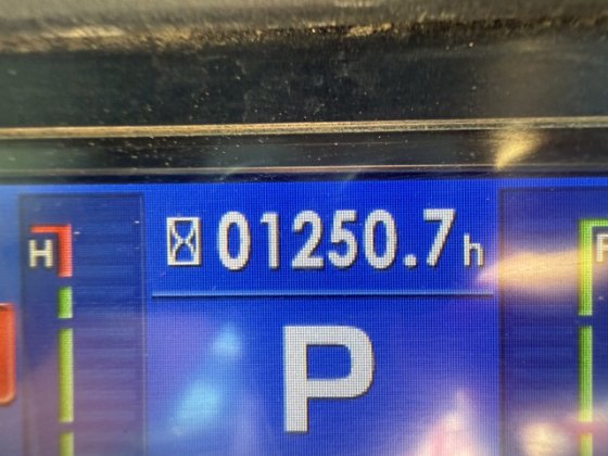 2016 コマツ PC30MR-5N0