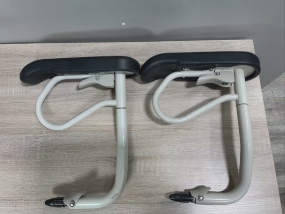 Midmark Adjustable Chair Arm System
