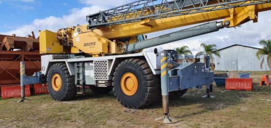 2012 Grove RT9130E-2