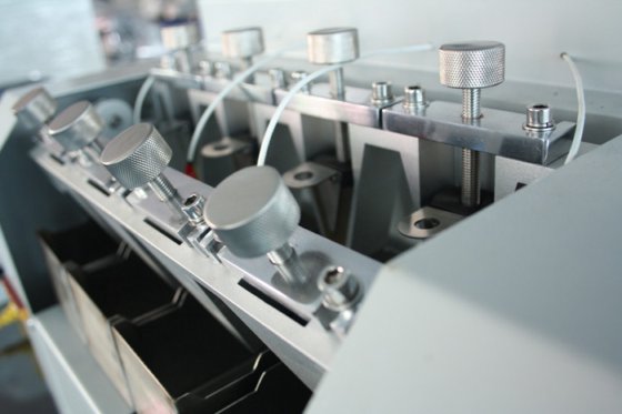 MAESER水浸透のテスターの防水テスト機械革実験室試験装置