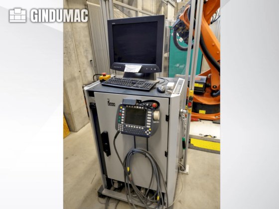 2009 KUKA KR 240-2 2000