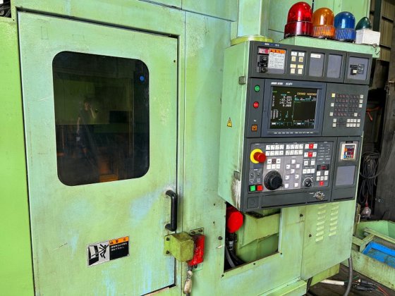 M 300 A1 型　　2000 年