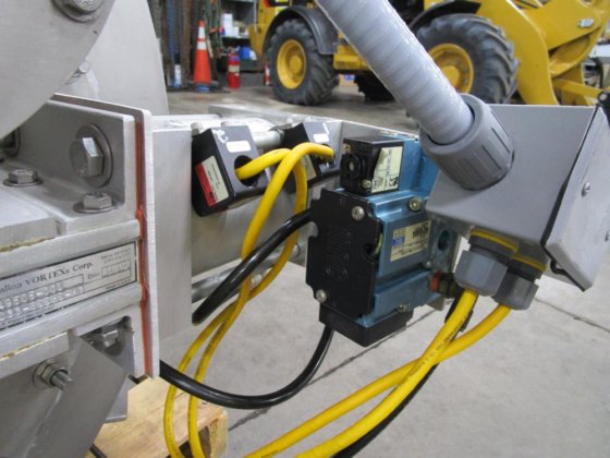 Smoot SS Scaling Hopper w/