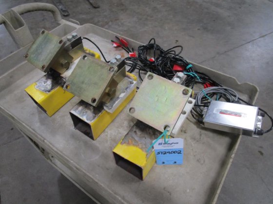 Smoot SS Scaling Hopper w/