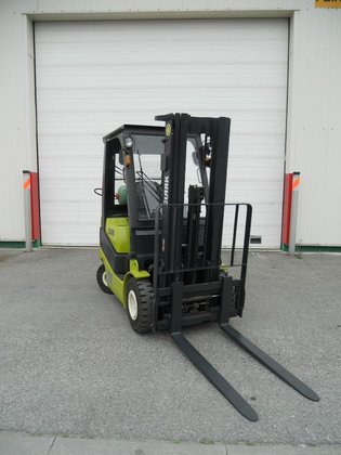 2012 Clark C 15 L