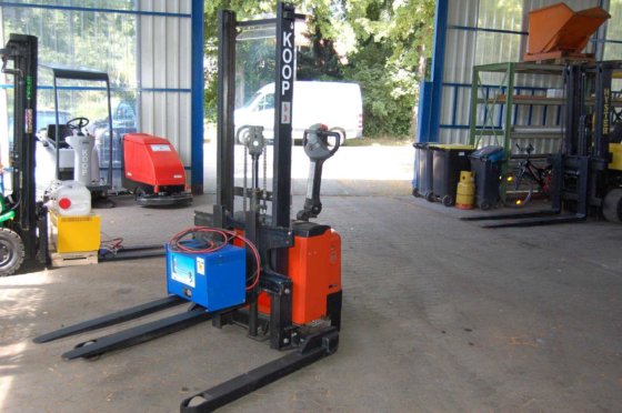 2004 BT S12S in Unna,