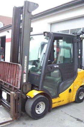 2008 Jungheinrich DFG 30S in