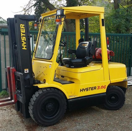 2003 Hyster H3.00 XM in