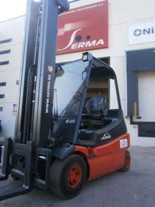 2008 Linde E25 S in