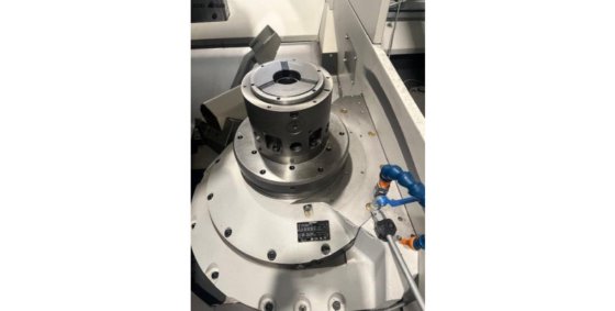 Liebherr LK 2006 轴数