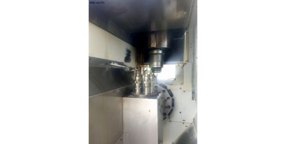 Emag VLC 2503 轴数