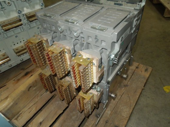 Entelliguard E GE 2000A Frame 800A Sensor EO/DO Power Circuit Breaker ...