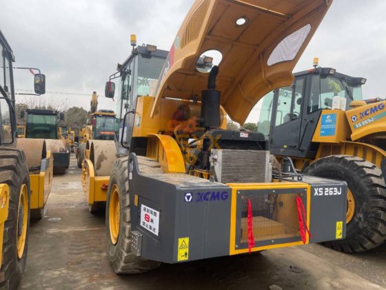 2023 XCMG XS263J