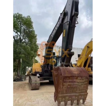 Volvo EC240B 2022