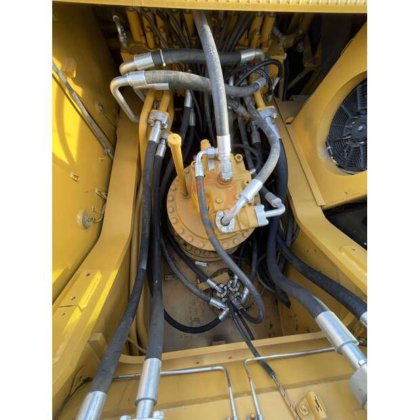 2023年 卡特彼勒 336D2