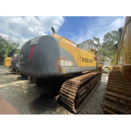 2022年式ボルボEC360BLC