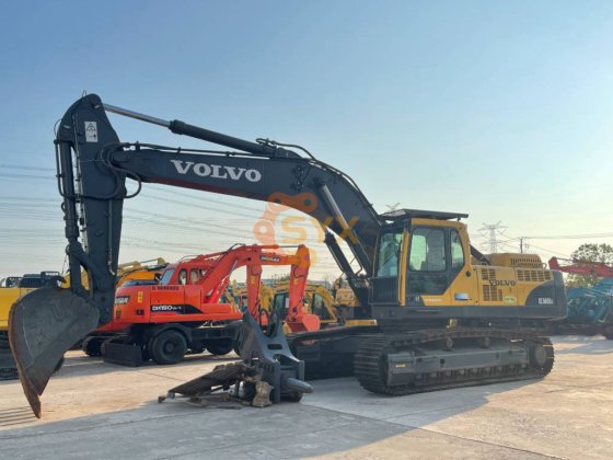 2019 Volvo EC360BLC