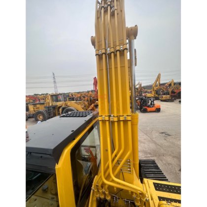 2023 Komatsu PC300-8