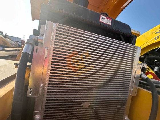 2022 XCMG XS203J
