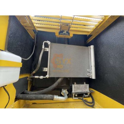 2022 Komatsu PC200-8