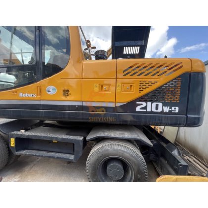 2023 Hyundai 210W-9