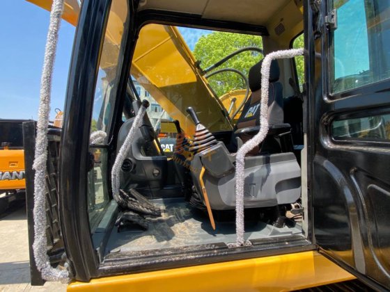 2023年卡特彼勒320D